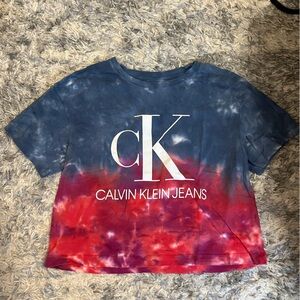 Calvin Klein cropped top t shirt
